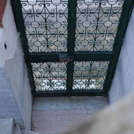 בית נופש La Casa Del Bosco - Unique Two Floors House With Garden נאפולי