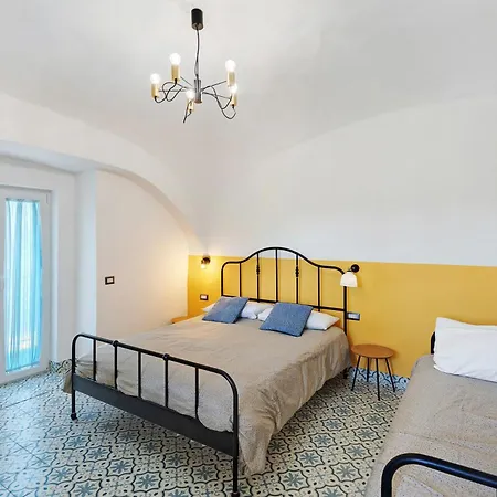 La Casa Del Bosco - Two Floors * Nápoly